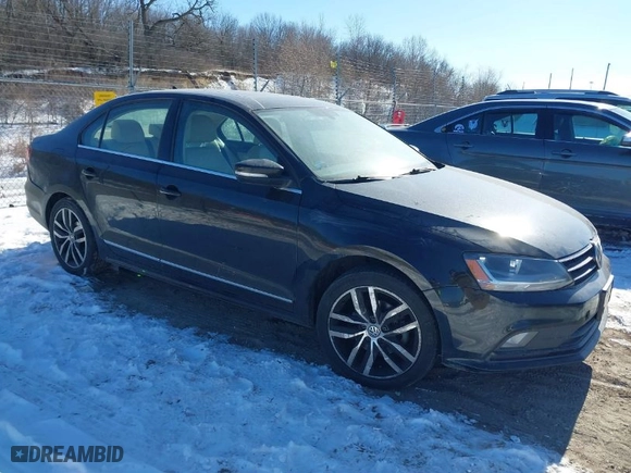 2017 Volkswagen Jetta 1.8T SEL with VIN 3VWL17AJ3HM411036, listed as a IAAI auction lot 41638006 with 211,062 mi miles. Bid and sale history available at carsss.com. Image 1.