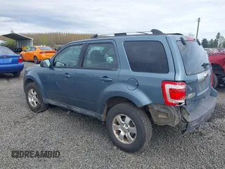 2010 Ford Escape Limited z VIN 1FMCU9EG5AKD30214, wystawiony jako IAAI lot #42014684 z przebiegiem 153 360 mil mil oraz . Historia ofert i sprzedaży dostępna na DreamBid. Obrazek 3.