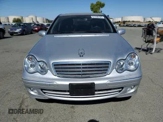 2007 Mercedes-Benz C 280 Luxury with VIN WDBRF54H67A929549, listed as a Copart auction lot 61799105 with 86,321 mi miles and Clean title. Bid and sale history available at DreamBid. Image 5.