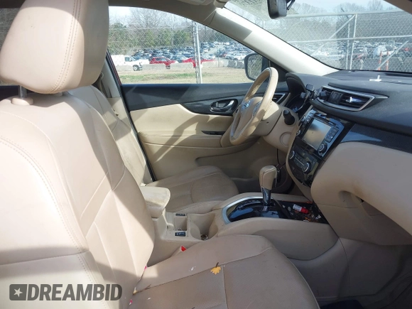 2014 Nissan Rogue SV with VIN 5N1AT2MT2EC851245, listed as a IAAI auction lot 41611370 with 172,157 mi miles. Bid and sale history available at carsss.com. Image 5.