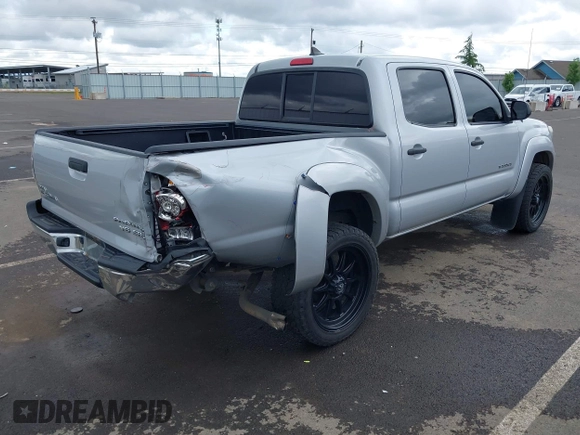 2012 Toyota Tacoma PreRunner z VIN 3TMJU4GN5CM131976, wystawiony jako IAAI lot #42213150 z przebiegiem 134 649 mil mil oraz . Historia ofert i sprzedaży dostępna na DreamBid. Obrazek 4.