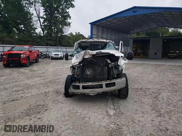 2005 Ford F-350 XL z VIN 1FTWX33P95EB03850, wystawiony jako Copart lot #71228644 z przebiegiem Nie podano mil oraz Szkoda całkowita • Salvage title. Historia ofert i sprzedaży dostępna na DreamBid. Obrazek 11.