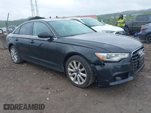 2014 Audi A6 Premium Plus z VIN WAUGFAFCXEN065126, wystawiony jako IAAI lot #42333403 z przebiegiem 121 467 mil mil oraz . Historia ofert i sprzedaży dostępna na DreamBid. Obrazek 1.
