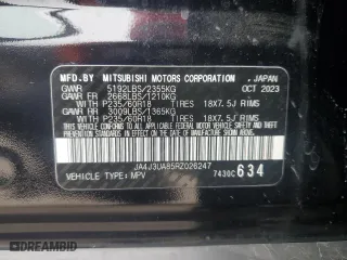2024 Mitsubishi Outlander ES with VIN JA4J3UA85RZ026247, listed as a Copart auction lot 46077935 with 68,820 mi miles and Clean Title. Bid and sale history available at carsss.com. Image 14.