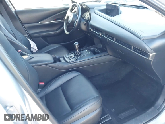 2021 Mazda CX-30 Select with VIN 3MVDMABL9MM256321, listed as a IAAI auction lot 41057613 with Not Provided miles and . Bid and sale history available at DreamBid. Image 5.