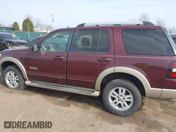 2006 Ford Explorer Eddie Bauer z VIN 1FMEU64886UB29470, wystawiony jako IAAI lot #41820521 z przebiegiem 241 002 mil mil oraz . Historia ofert i sprzedaży dostępna na DreamBid. Obrazek 14.