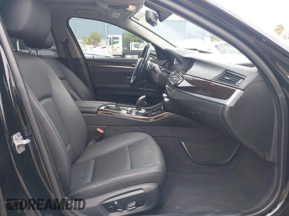 2016 BMW 5 Series 528i with VIN WBA5A5C50GD527995, listed as a IAAI auction lot 42110252 with 78,580 mi miles. Bid and sale history available at carsss.com. Image 5.
