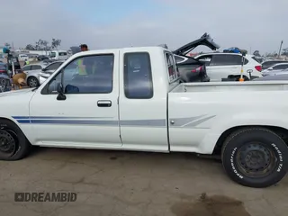 1994 Toyota Pickup with VIN JT4VN93D8R5040210, listed as a IAAI auction lot 42074313 with 175,515 mi miles and . Bid and sale history available at DreamBid. Image 14.