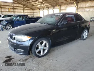 2011 BMW 1 Series 128i with VIN WBAUP7C56BVP21505, listed as a Copart auction lot 52437505 with 124,562 mi miles and Clean Title. Bid and sale history available at carsss.com. Image 1.