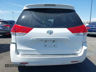 2012 Toyota Sienna LE AAS with VIN 5TDKK3DC4CS183817, listed as a IAAI auction lot 42013545 with 207,822 mi miles. Bid and sale history available at carsss.com. Image 16.