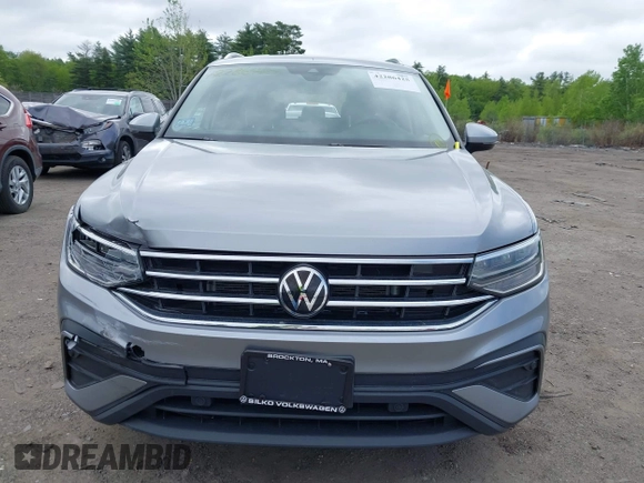 2022 Volkswagen Tiguan SE с VIN 3VV2B7AX0NM158691, выставлен на аукционе IAAI как лот 42286425 с пробегом 22 578 миль миль и . История ставок и продаж доступна на DreamBid. Изображение 12.