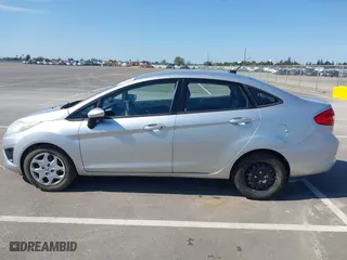 2013 Ford Fiesta S with VIN 3FADP4AJ9DM226798, listed as a IAAI auction lot 41775922 with 85,204 mi miles. Bid and sale history available at carsss.com. Image 14.