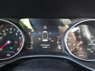 2018 Jeep Compass Sport с VIN 3C4NJDAB1JT409879, выставлен на аукционе IAAI как лот 41505845 с пробегом 84 486 миль миль и . История ставок и продаж доступна на DreamBid. Изображение 7.