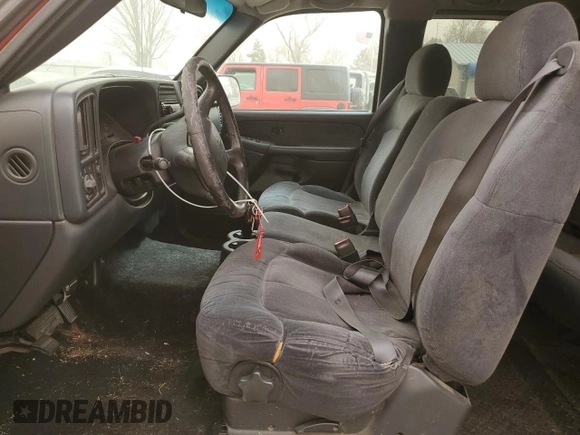 2001 Chevrolet Silverado 1500 LS with VIN 2GCEC19T411110961, listed as a Copart auction lot 49199325 with 212,257 mi miles and Salvage Title. Bid and sale history available at DreamBid. Image 7.