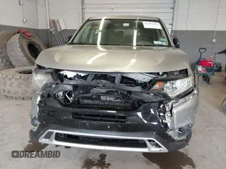 2020 Mitsubishi Outlander ES with VIN JA4AZ3A32LZ045956, listed as a IAAI auction lot 42307535 with 53,745 mi miles and . Bid and sale history available at DreamBid. Image 6.