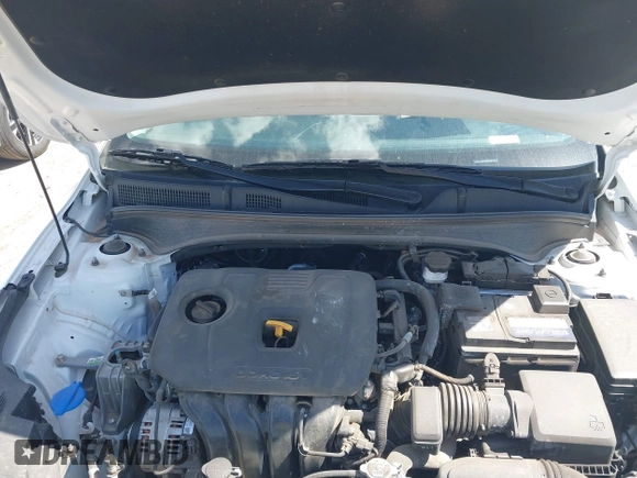 2023 Kia Forte LXS z VIN 3KPF24AD8PE624501, wystawiony jako IAAI lot #42376170 z przebiegiem 49 248 mil mil oraz . Historia ofert i sprzedaży dostępna na DreamBid. Obrazek 10.
