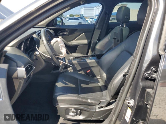 2020 Jaguar F-Pace 25t Premium z VIN SADCJ2FX0LA646149, wystawiony jako Copart lot #50767125 z przebiegiem 36 306 mil mil oraz Nie do naprawy • Non repairable. Historia ofert i sprzedaży dostępna na DreamBid. Obrazek 7.