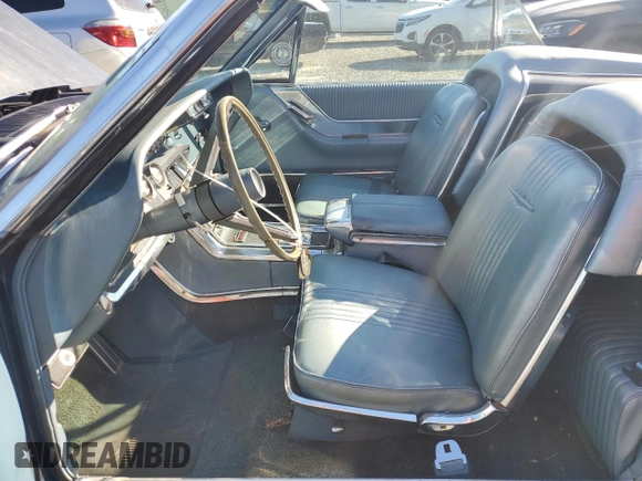 1965 Ford Thunderbird with VIN 5Y85Z115781, listed as a Copart auction lot 82289124 with 75,677 mi miles and Salvage Title. Bid and sale history available at DreamBid. Image 7.