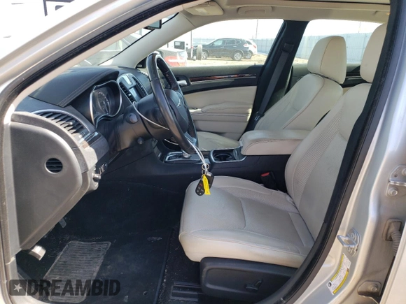 2019 Chrysler 300 Limited with VIN 2C3CCAKG9KH591128, listed as a Copart auction lot 47474235 with 98,024 mi miles and Salvage Title. Bid and sale history available at carsss.com. Image 7.