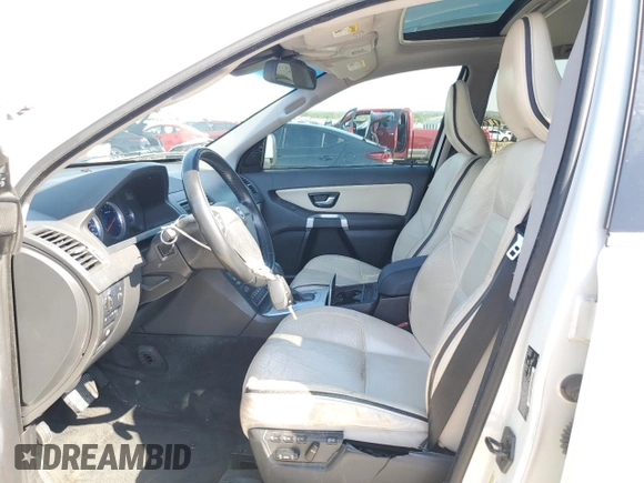 2013 Volvo XC90 R-Design with VIN YV4952CF0D1657754, listed as a Copart auction lot 76107264 with 200,157 mi miles and Clean Title. Bid and sale history available at DreamBid. Image 7.