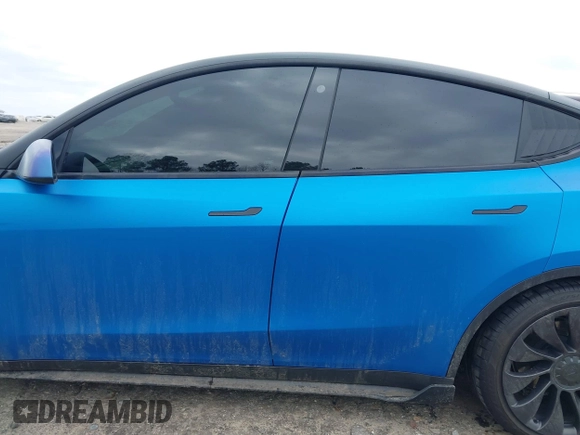 2021 Tesla Model Y Performance z VIN 5YJYGDEF8MF209819, wystawiony jako IAAI lot #41757009 z przebiegiem 37 685 mil mil oraz . Historia ofert i sprzedaży dostępna na DreamBid. Obrazek 14.