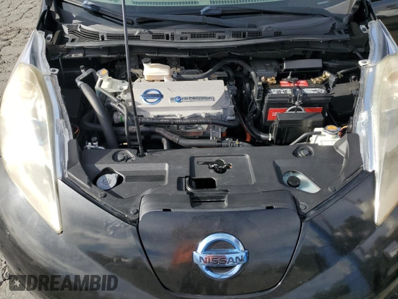 2011 Nissan LEAF SL with VIN JN1AZ0CP0BT004797, listed as a Copart auction lot 42435985 with 39,881 mi miles and Clean Title. Bid and sale history available at carsss.com. Image 11.