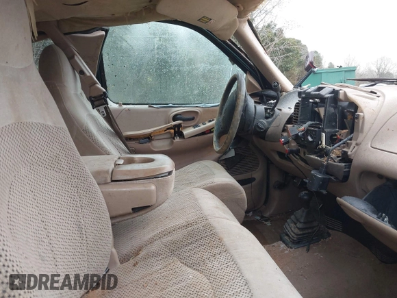 1999 Ford F-150 XL with VIN 1FTRX18L9XNA66552, listed as a IAAI auction lot 41284259 with Not provided miles and . Bid and sale history available at DreamBid. Image 5.