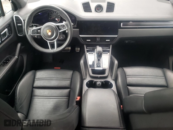 2021 Porsche Cayenne GTS z VIN WP1AG2AY5MDA34108, wystawiony jako Copart lot #36510403 z przebiegiem Nie podano mil oraz . Historia ofert i sprzedaży dostępna na DreamBid. Obrazek 8.