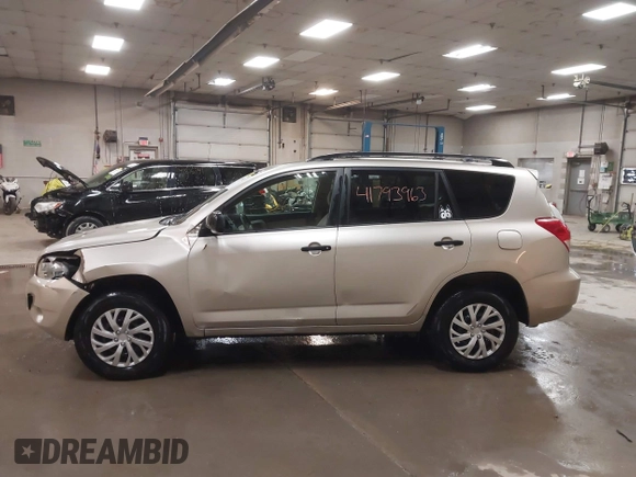 2008 Toyota RAV4 with VIN JTMZD33V286070452, listed as a IAAI auction lot 41793963 with 125,900 mi miles. Bid and sale history available at carsss.com. Image 14.