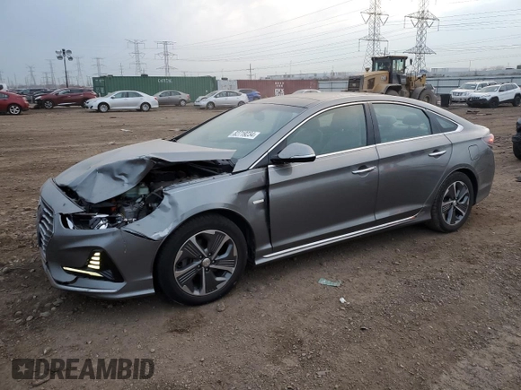 2018 Hyundai Sonata Hybrid Limited with VIN KMHE34L32JA079124, listed as a Copart auction lot 82719234 with 162,604 mi miles and Salvage Title. Bid and sale history available at carsss.com. Image 1.