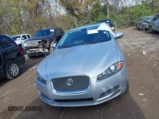 2013 Jaguar XF V6 SC with VIN SAJWJ0EF6D8S81203, listed as a IAAI auction lot 40783947 with 77,727 mi miles. Bid and sale history available at carsss.com. Image 6.