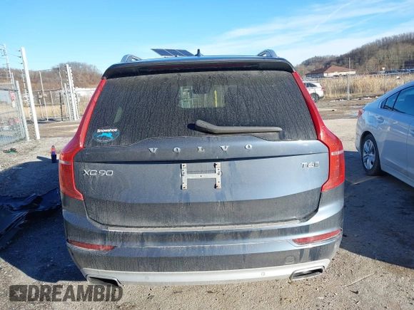 2019 Volvo XC90 Momentum with VIN YV4A22PK6K1495557, listed as a IAAI auction lot 41053269 with 58,828 mi miles. Bid and sale history available at carsss.com. Image 16.