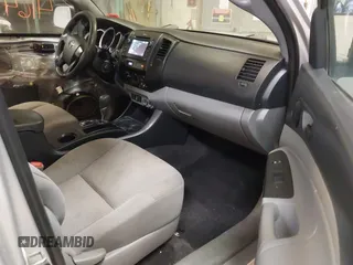 2013 Toyota Tacoma with VIN 5TFUU4EN0DX071116, listed as a IAAI auction lot 41647546 with 243,898 mi miles and . Bid and sale history available at DreamBid. Image 5.