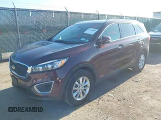 2016 Kia Sorento LX with VIN 5XYPGDA34GG128787, listed as a IAAI auction lot 41920884 with 70,417 mi miles. Bid and sale history available at carsss.com. Image 20.