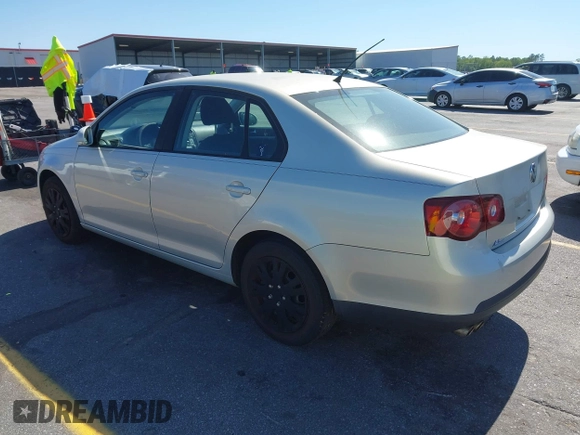 2010 Volkswagen Jetta S with VIN 3VWJX7AJ9AM078949, listed as a IAAI auction lot 41981568 with 180,225 mi miles and . Bid and sale history available at DreamBid. Image 3.