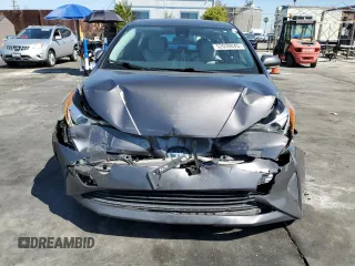 2018 Toyota Prius Two with VIN JTDKBRFU5J3596529, listed as a Copart auction lot 52039845 with 160,526 mi miles and Salvage Title. Bid and sale history available at carsss.com. Image 5.