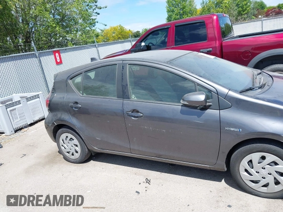 2016 Toyota Prius One z VIN JTDKDTB37G1134269, wystawiony jako IAAI lot #42040779 z przebiegiem 38 443 mil mil oraz . Historia ofert i sprzedaży dostępna na DreamBid. Obrazek 6.