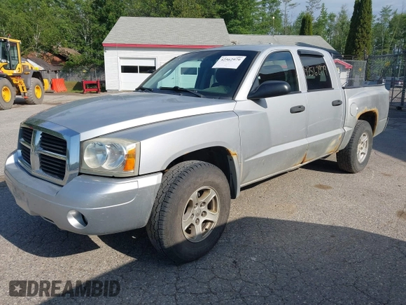 2006 Dodge Dakota SLT with VIN 1D7HW48N56S503261, listed as a IAAI auction lot 42562979 with 200,676 mi miles and . Bid and sale history available at DreamBid. Image 2.