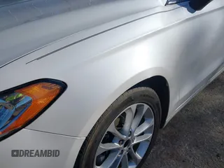 2020 Ford Fusion SE с VIN 3FA6P0HD1LR122177, выставлен на аукционе IAAI как лот 41749652 с пробегом 54 365 миль миль и . История ставок и продаж доступна на DreamBid. Изображение 20.