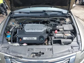 2008 Honda Accord EX z VIN 1HGCP36788A015562, wystawiony jako IAAI lot #42449058 z przebiegiem 234 155 mil mil oraz . Historia ofert i sprzedaży dostępna na DreamBid. Obrazek 10.