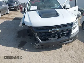 2019 Chevrolet Colorado 4WD ZR2 z VIN 1GCGTEEN7K1202435, wystawiony jako IAAI lot #42058476 z przebiegiem 150 717 mil mil oraz . Historia ofert i sprzedaży dostępna na DreamBid. Obrazek 6.