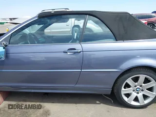 2001 BMW 3 Series 325Ci with VIN WBABS33481JY57209, listed as a IAAI auction lot 41895588 with 1 mi miles. Bid and sale history available at carsss.com. Image 14.
