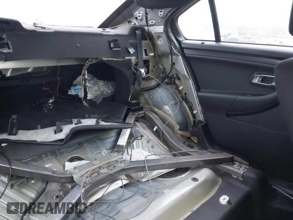 2015 Ford Police Interceptor с VIN 1FAHP2MK8FG190240, выставлен на аукционе IAAI как лот 41570580 с пробегом 131 158 миль миль и . История ставок и продаж доступна на DreamBid. Изображение 8.