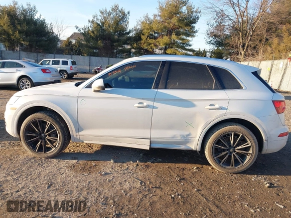 2020 Audi Q5 Premium Plus with VIN WA1BNAFY3L2060967, listed as a IAAI auction lot 41344576 with 74,755 mi miles. Bid and sale history available at carsss.com. Image 14.