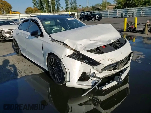 2019 Mercedes-Benz A 220 z VIN WDD3G4EB9KW023454, wystawiony jako Copart lot #50461225 z przebiegiem 26 915 mil mil oraz Nie do naprawy • Non repairable. Historia ofert i sprzedaży dostępna na DreamBid. Obrazek 11.