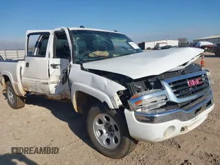 2005 GMC Sierra 1500 SLT z VIN 2GTEK13T551183404, wystawiony jako IAAI lot #41684415 z przebiegiem Nie podano mil oraz . Historia ofert i sprzedaży dostępna na DreamBid. Obrazek 1.