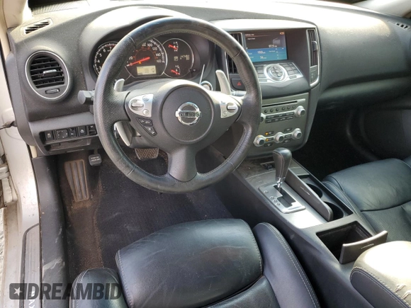 2013 Nissan Maxima SV z VIN 1N4AA5AP4DC809103, wystawiony jako Copart lot #47820485 z przebiegiem 147 493 mil mil oraz Szkoda całkowita • Salvage title. Historia ofert i sprzedaży dostępna na DreamBid. Obrazek 8.