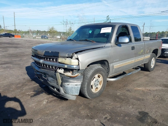 2002 Chevrolet Silverado 1500 LS with VIN 1GCEK19T12E297692, listed as a IAAI auction lot 41844862 with 236,937 mi miles. Bid and sale history available at carsss.com. Image 17.