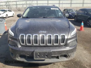 2016 Jeep Cherokee Latitude z VIN 1C4PJMCS7GW367128, wystawiony jako Copart lot #76350924 z przebiegiem 95 423 mil mil oraz Szkoda całkowita • Salvage title. Historia ofert i sprzedaży dostępna na DreamBid. Obrazek 5.