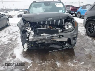 2020 Jeep Renegade Limited with VIN ZACNJBD11LPL74100, listed as a IAAI auction lot 41140117 with 45,067 mi miles and . Bid and sale history available at DreamBid. Image 6.